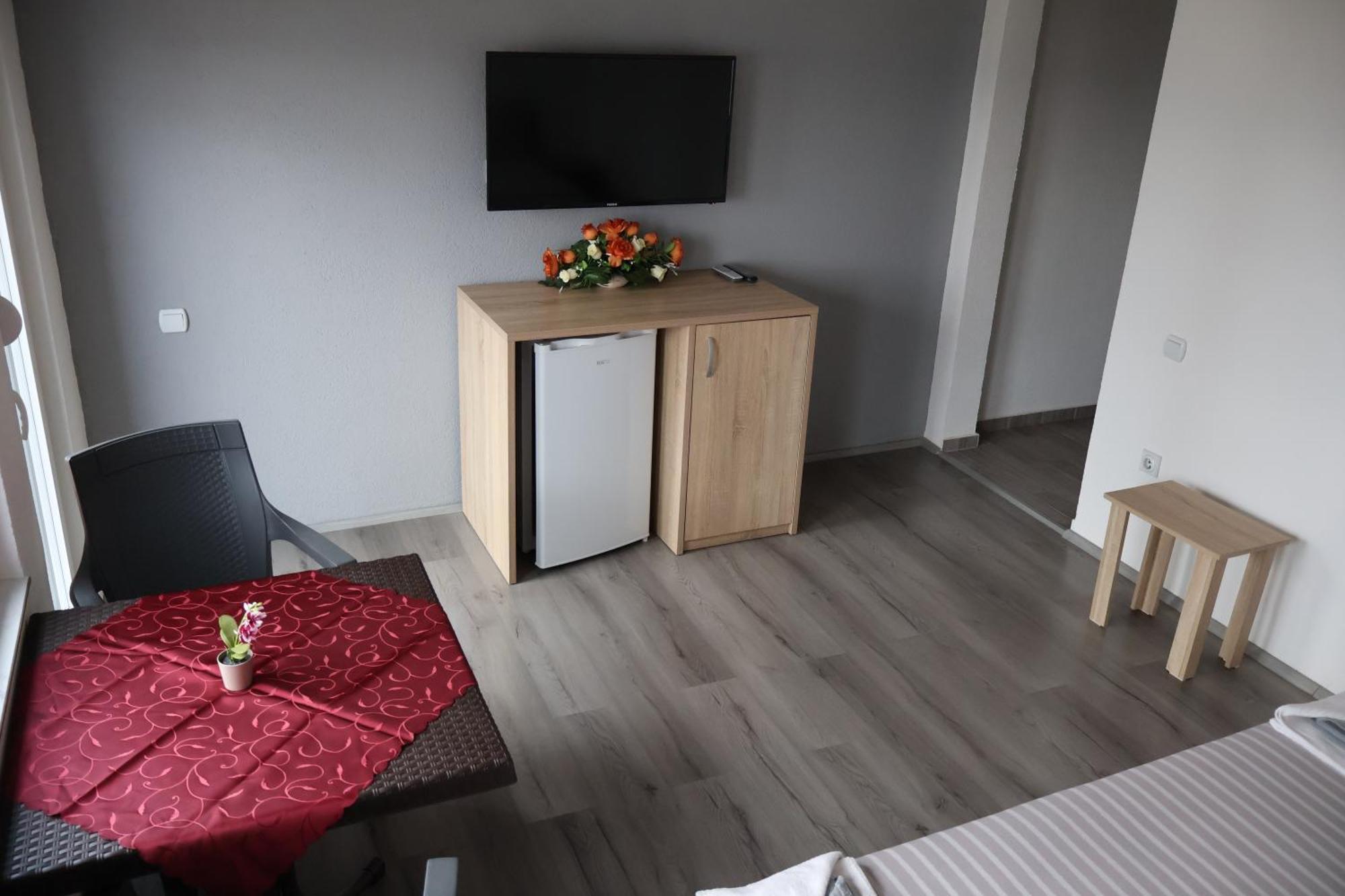 Ajkoski Apartments Peštani 外观 照片