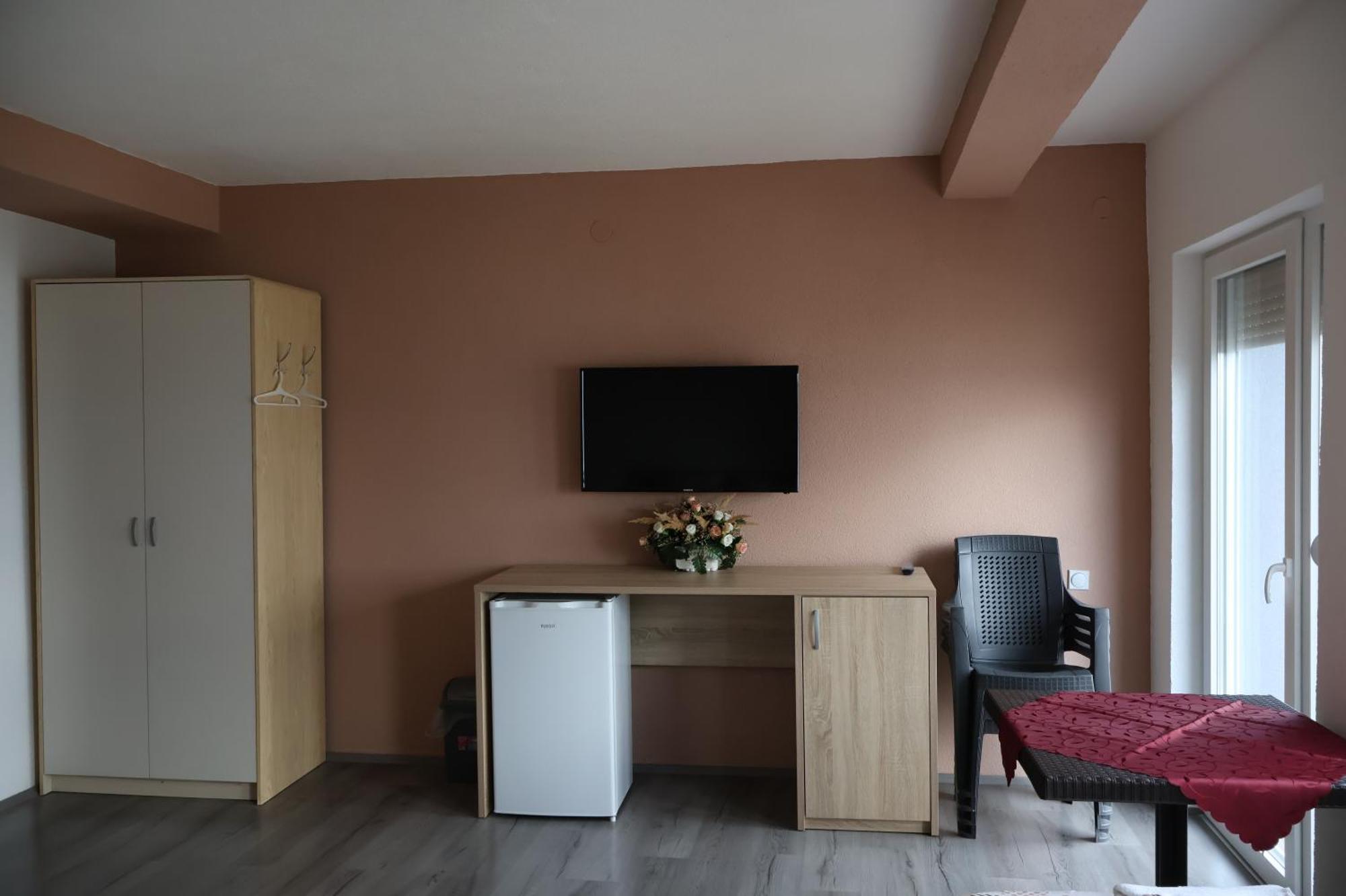 Ajkoski Apartments Peštani 外观 照片